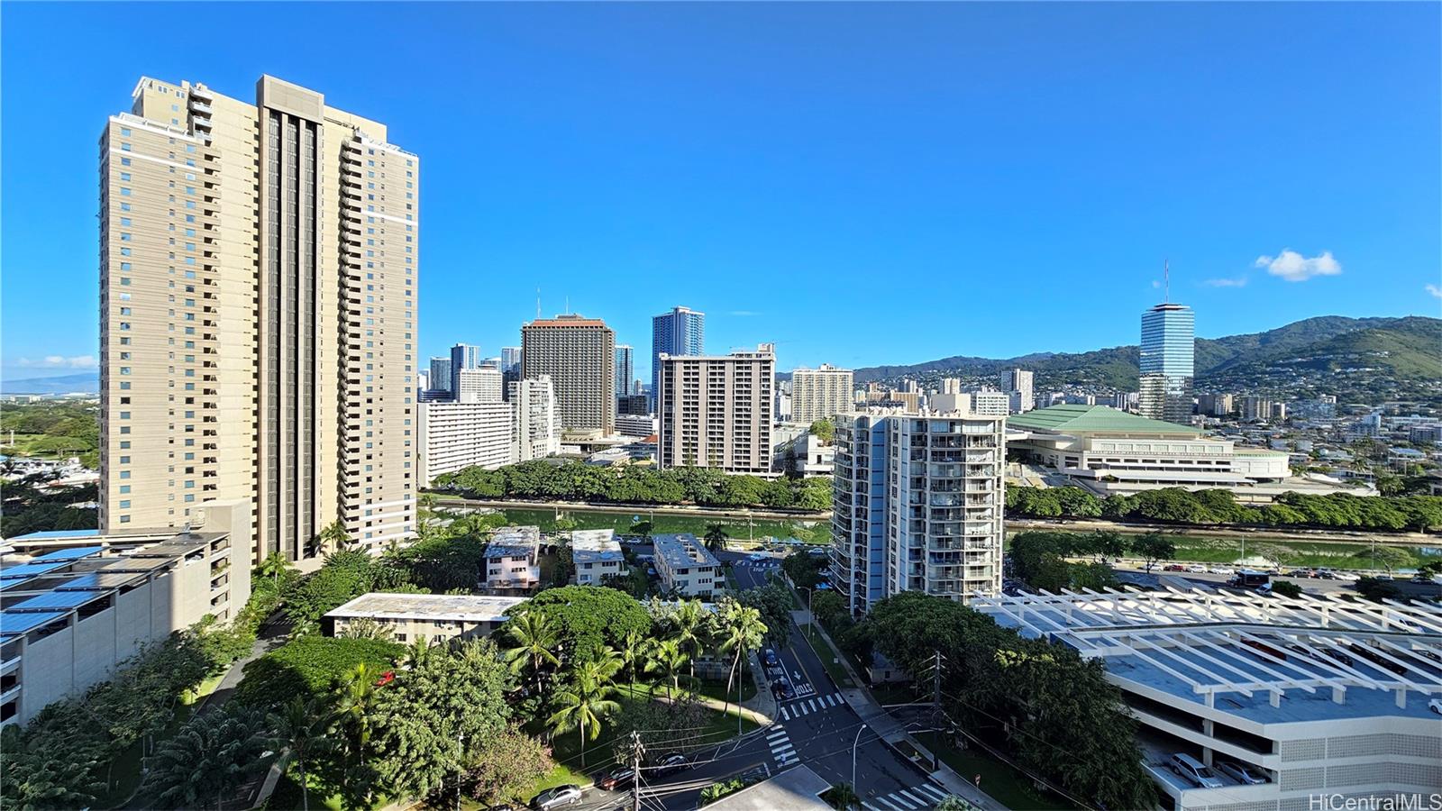 Chateau Waikiki condo # 1810, Honolulu, Hawaii - photo 7 of 23