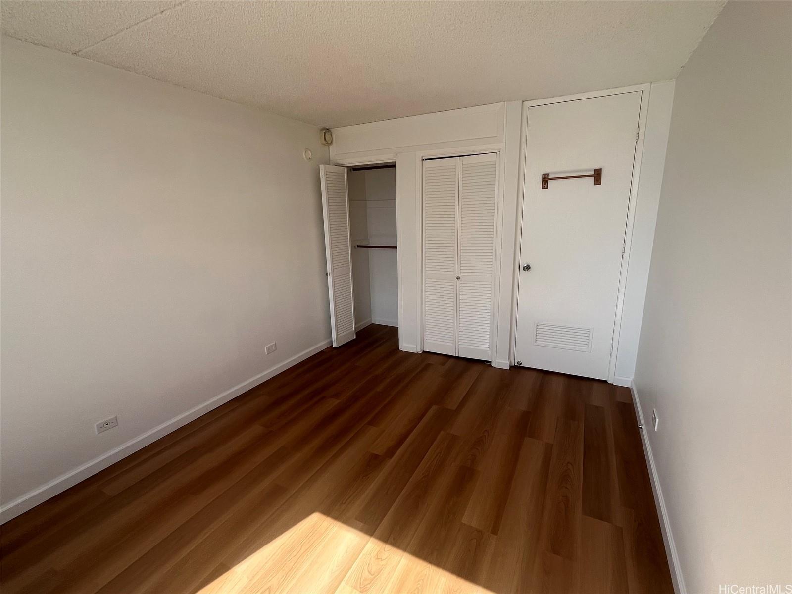 411 Hobron Ln Honolulu - Rental - photo 11 of 16