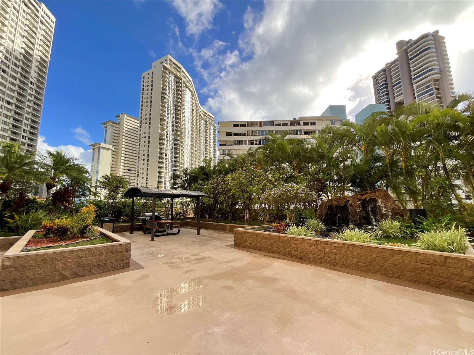 Chateau Waikiki condo # 2101, Honolulu, Hawaii - photo 13 of 21