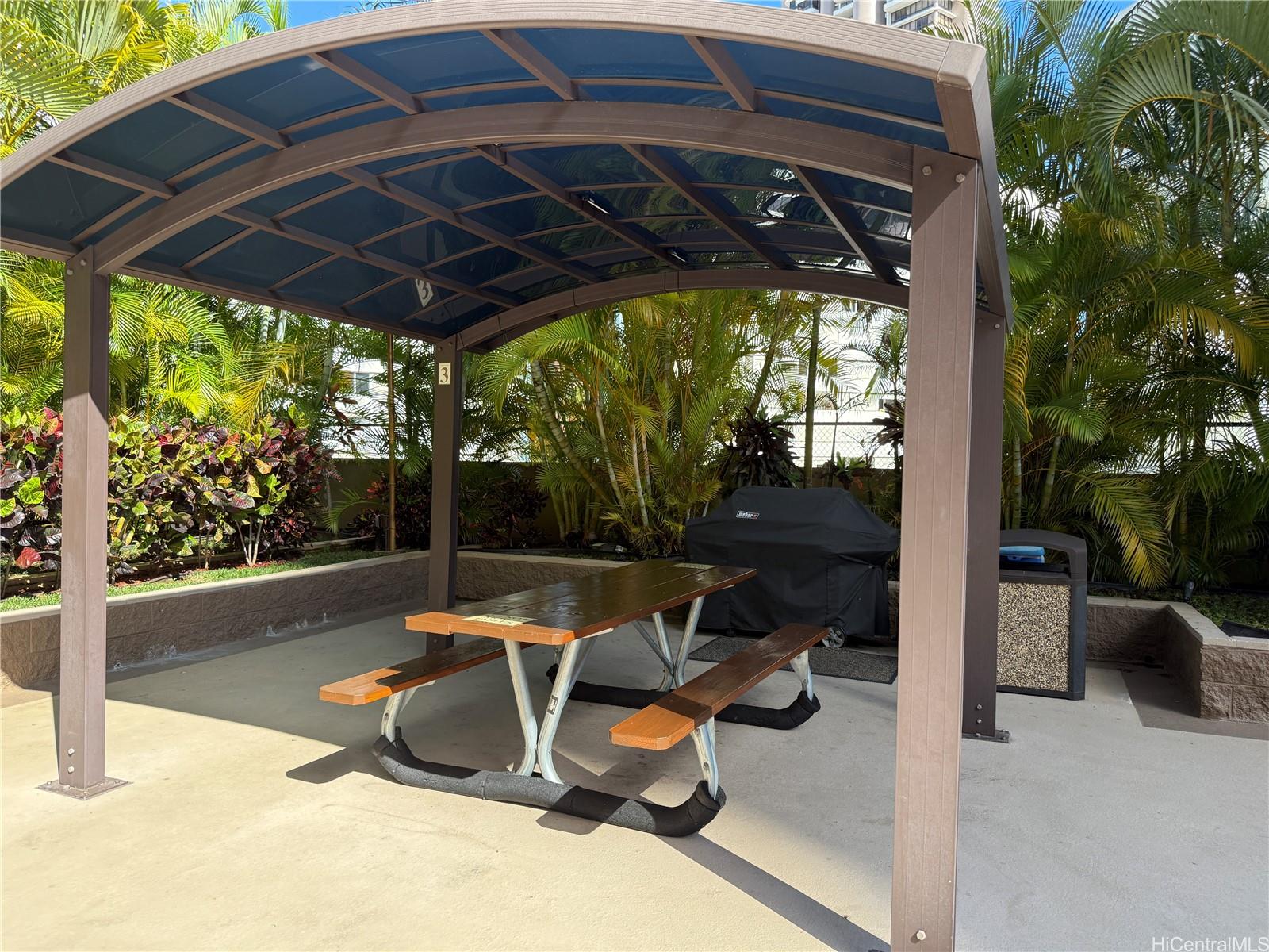 Chateau Waikiki condo # 2108, Honolulu, Hawaii - photo 15 of 21