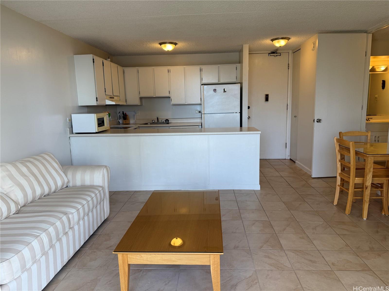 Chateau Waikiki condo # 2108, Honolulu, Hawaii - photo 3 of 21