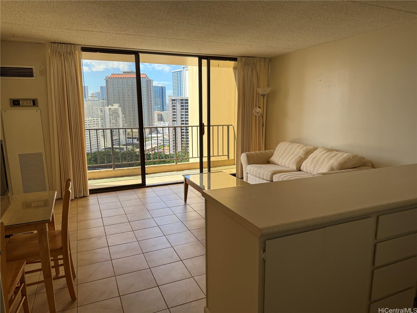 Chateau Waikiki condo # 2108, Honolulu, Hawaii - photo 4 of 21