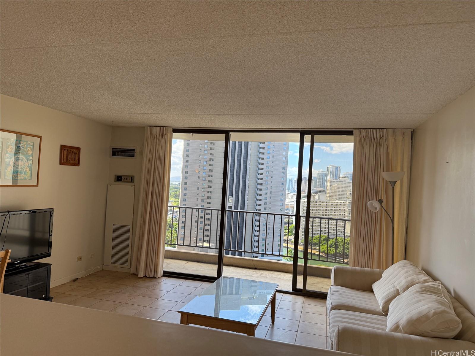 Chateau Waikiki condo # 2108, Honolulu, Hawaii - photo 5 of 21