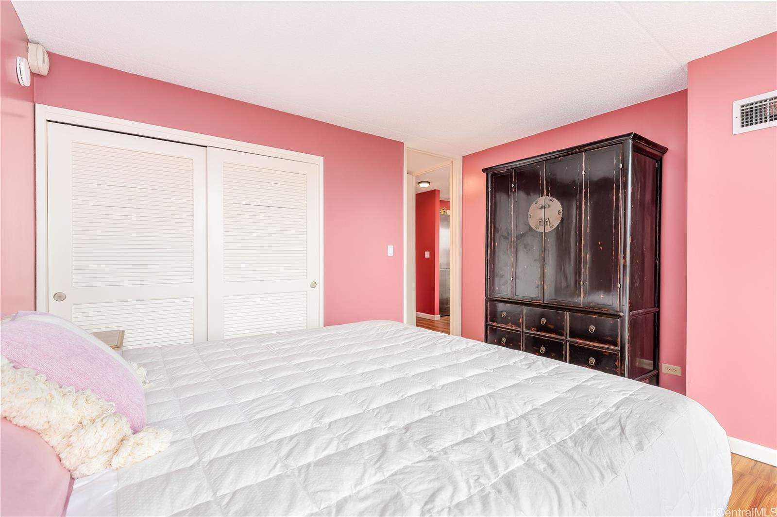 Chateau Waikiki condo # 2202, Honolulu, Hawaii - photo 14 of 25