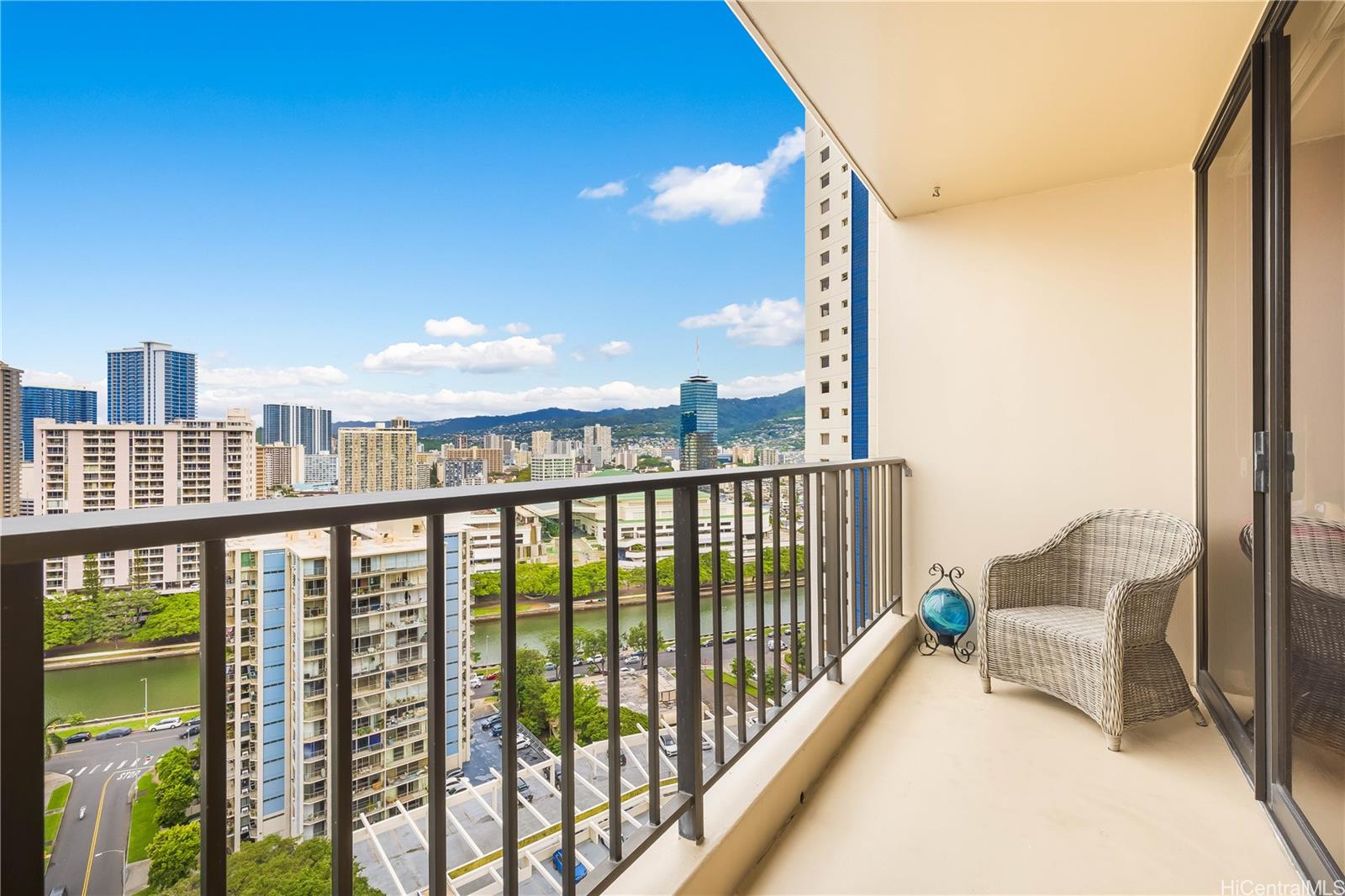 Chateau Waikiki condo # 2202, Honolulu, Hawaii - photo 19 of 25