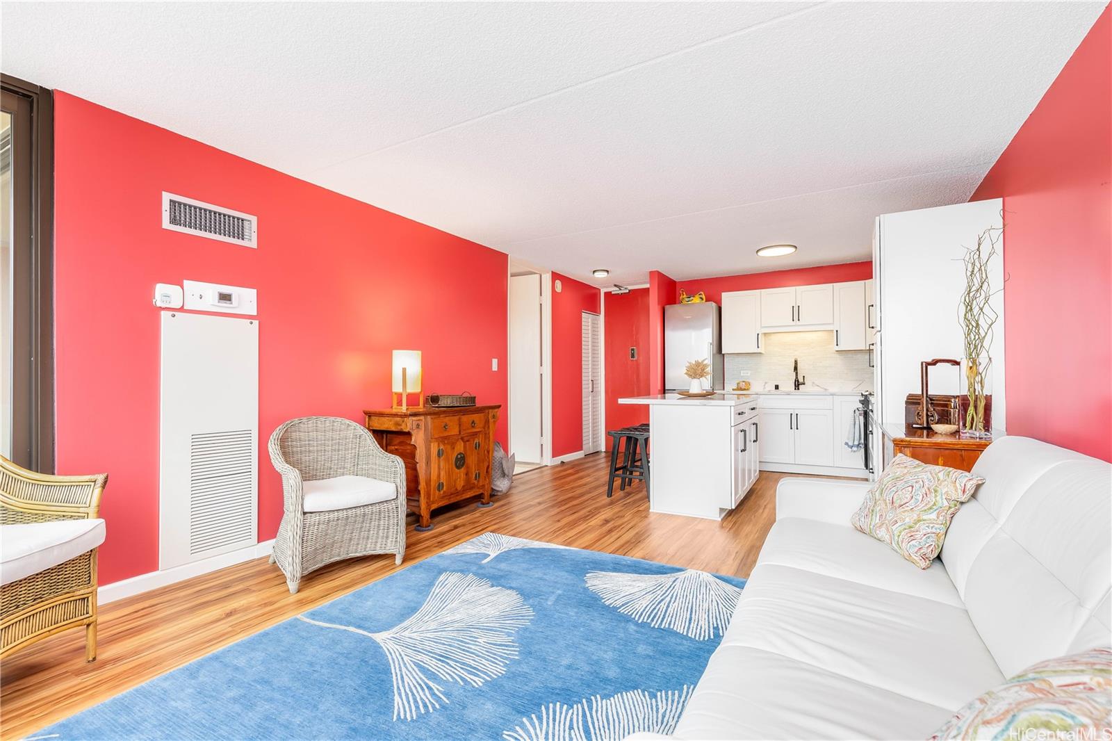 Chateau Waikiki condo # 2202, Honolulu, Hawaii - photo 9 of 25