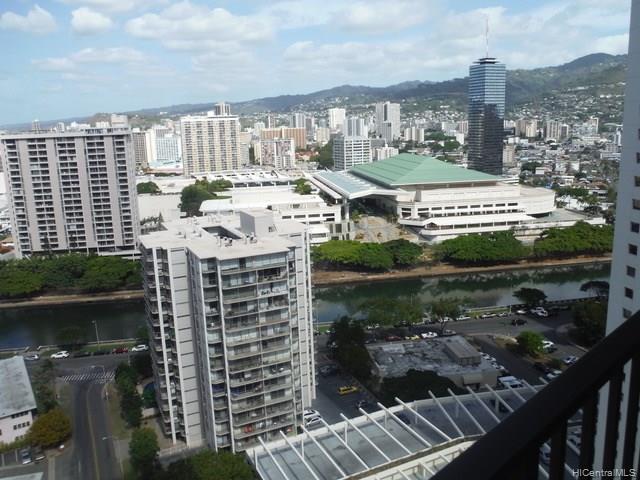 CHATEAU WAIKIKI condo # 2504, Honolulu, Hawaii - photo 9 of 24