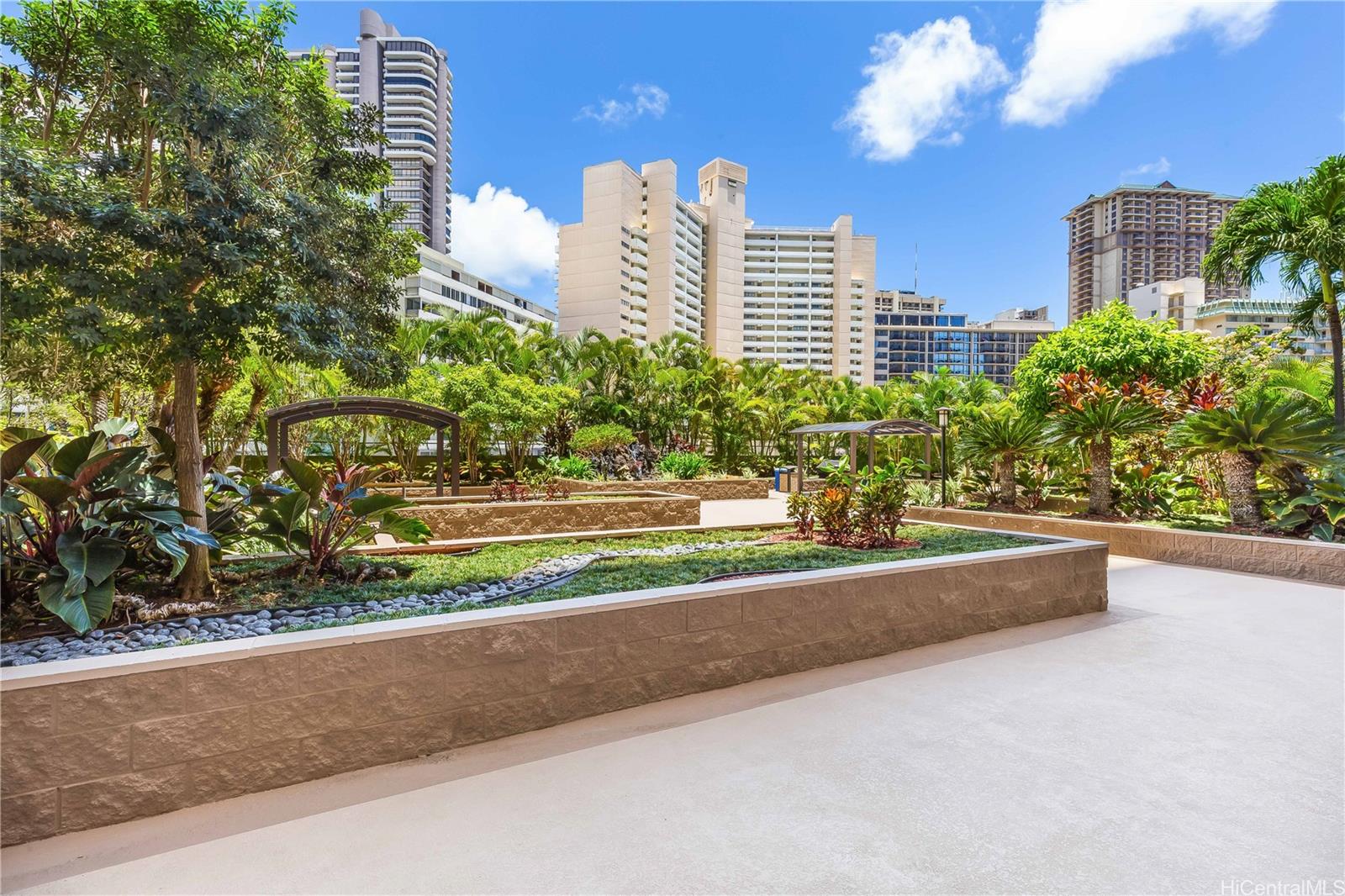 Chateau Waikiki condo # 2709, Honolulu, Hawaii - photo 16 of 22