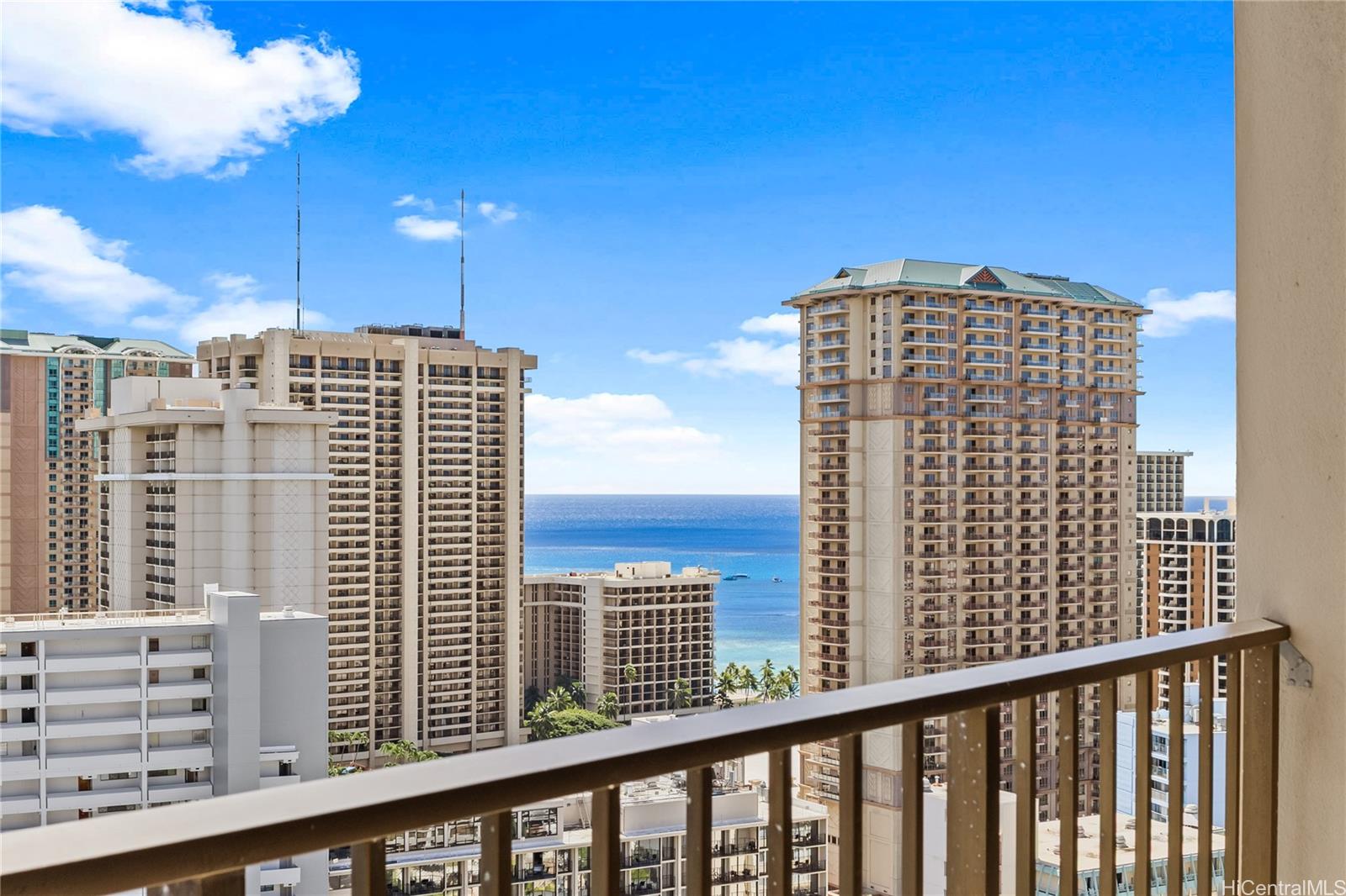 Chateau Waikiki condo # 3005, Honolulu, Hawaii - photo 4 of 23