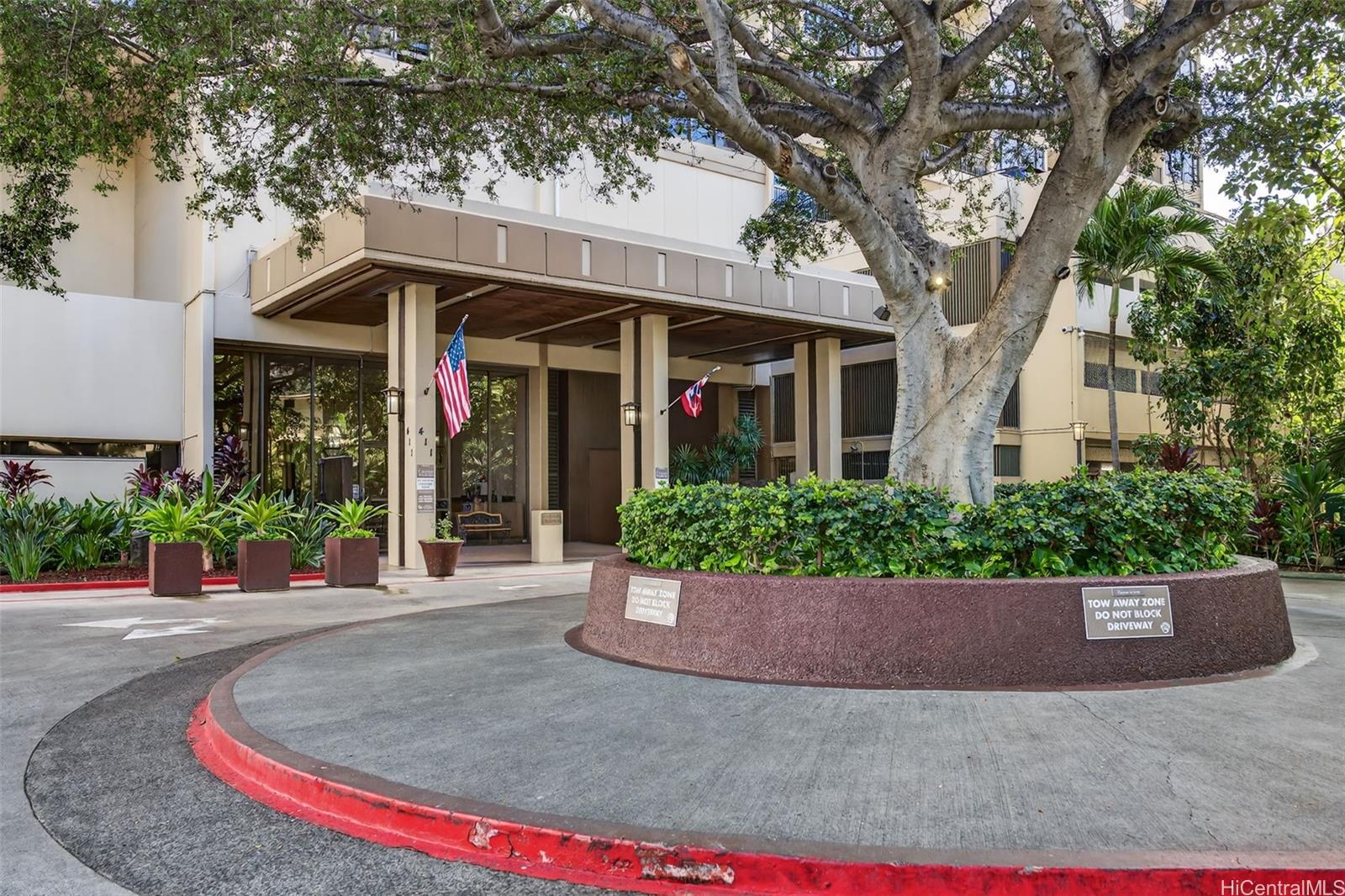 Chateau Waikiki condo # 3203, Honolulu, Hawaii - photo 22 of 25
