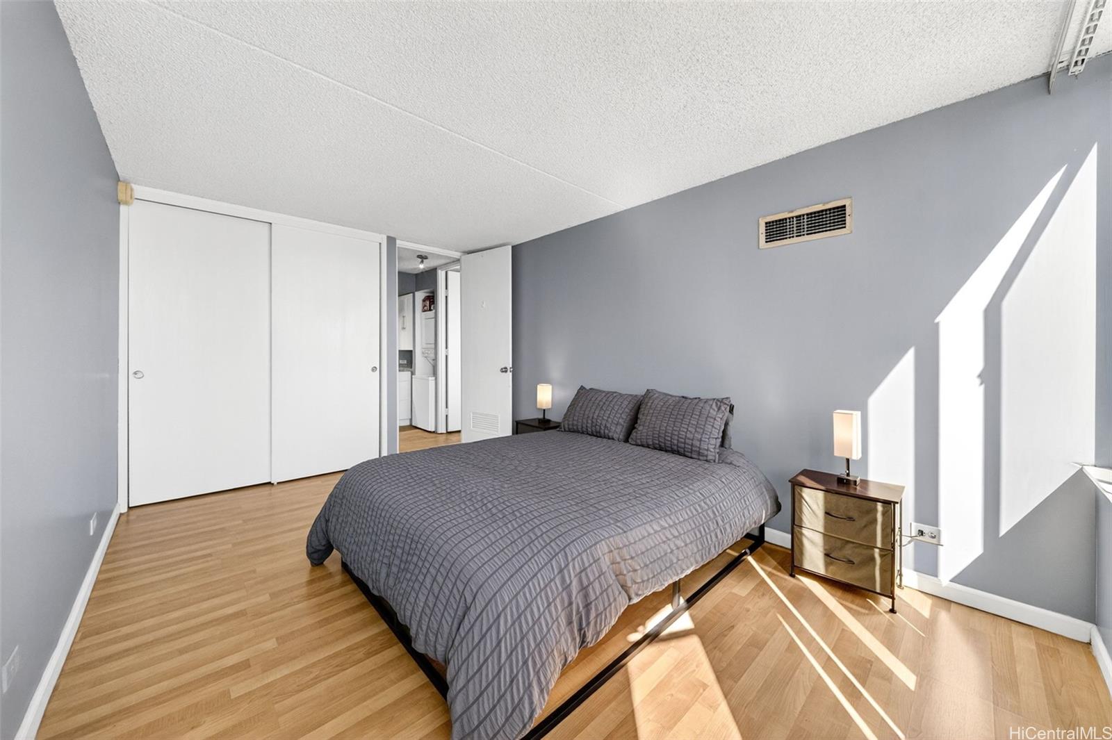 Chateau Waikiki condo # 3203, Honolulu, Hawaii - photo 9 of 25