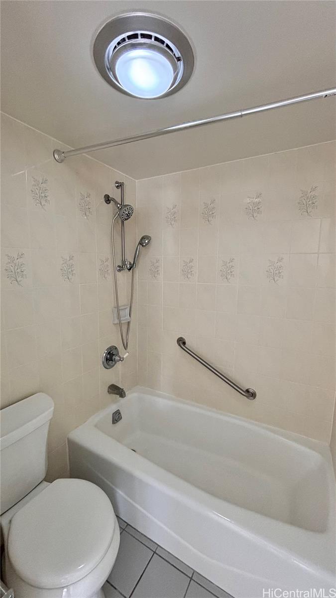 411 Hobron Ln Honolulu - Rental - photo 7 of 9