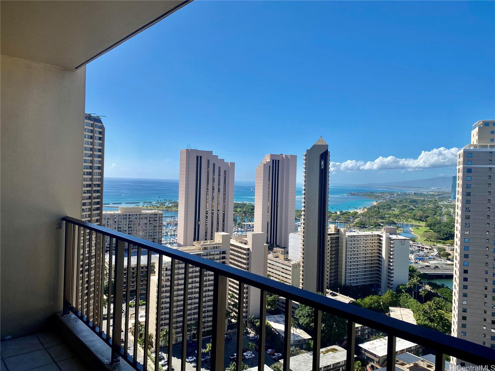 Chateau Waikiki condo, 411 Hobron Ln, Honolulu HI 96815