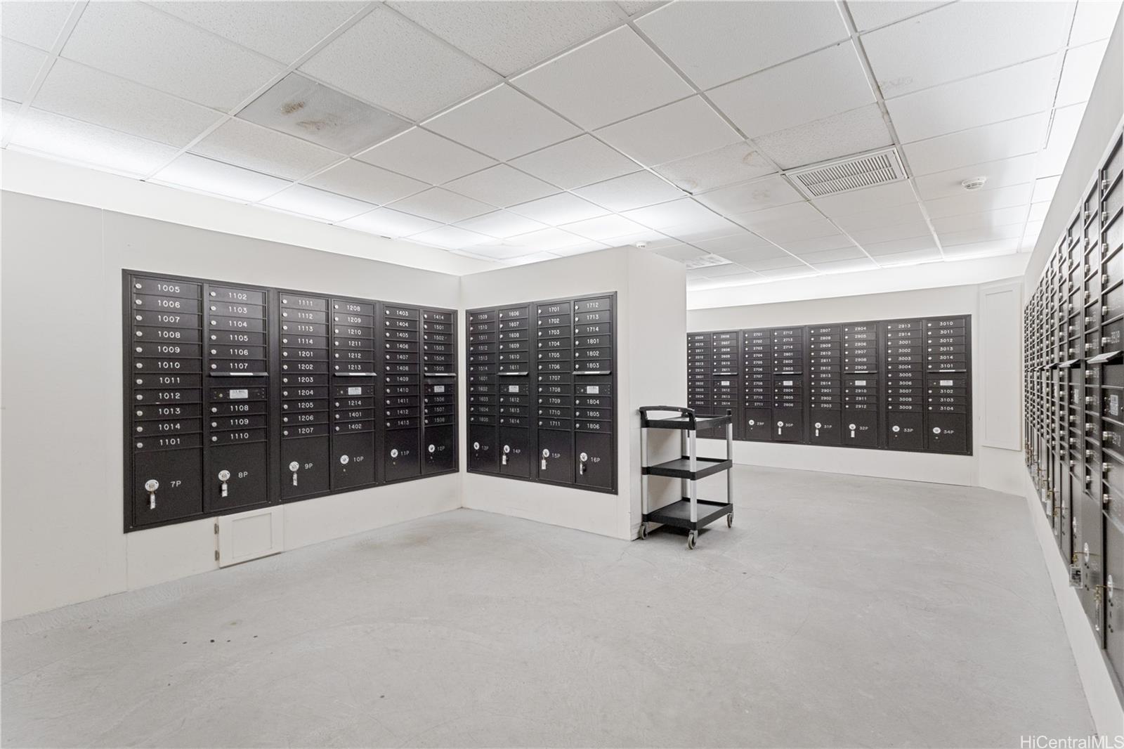 Chateau Waikiki condo # 3402, Honolulu, Hawaii - photo 15 of 19