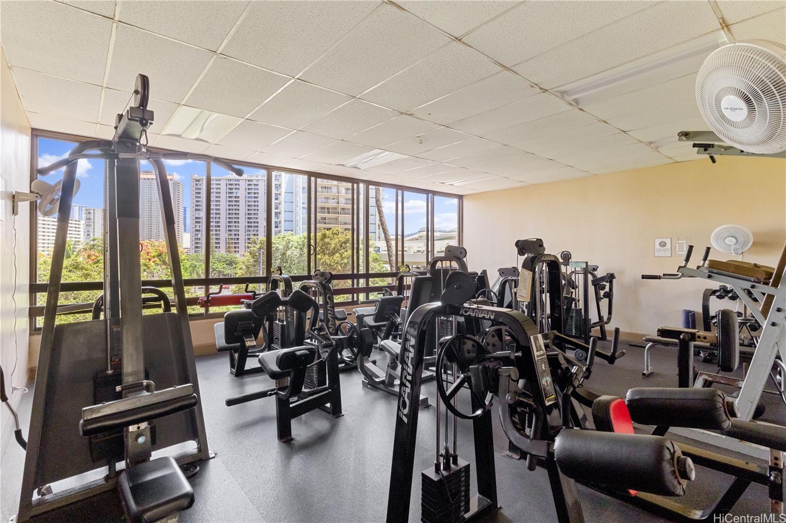 Chateau Waikiki condo # 3402, Honolulu, Hawaii - photo 10 of 19