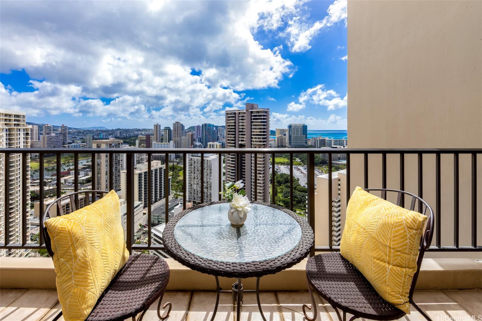 Chateau Waikiki 3601, 411 Hobron Lane, Honolulu Waikiki condo