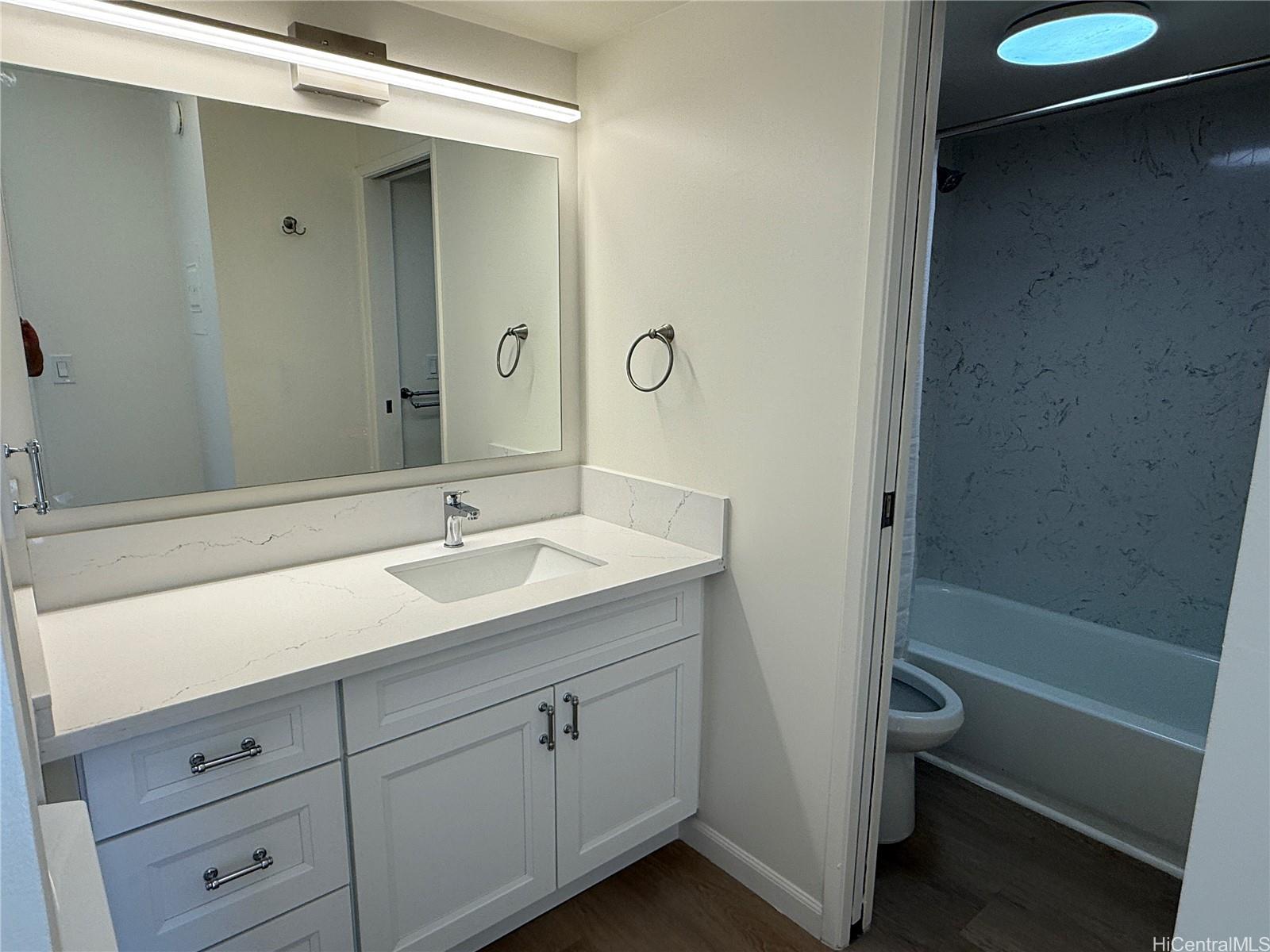 411 Hobron Ln Honolulu - Rental - photo 8 of 25