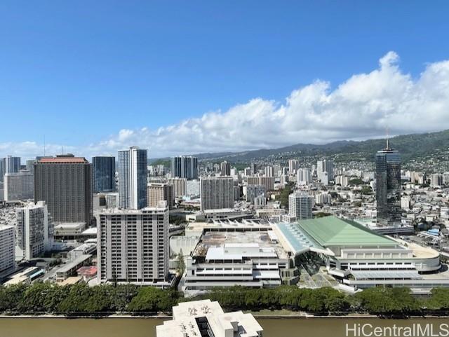 Chateau Waikiki condo # 3802, Honolulu, Hawaii - photo 11 of 25