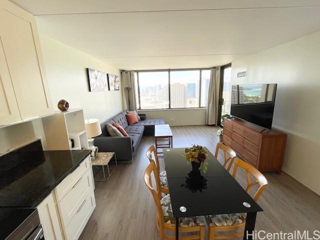 Chateau Waikiki condo # 3802, Honolulu, Hawaii - photo 5 of 25