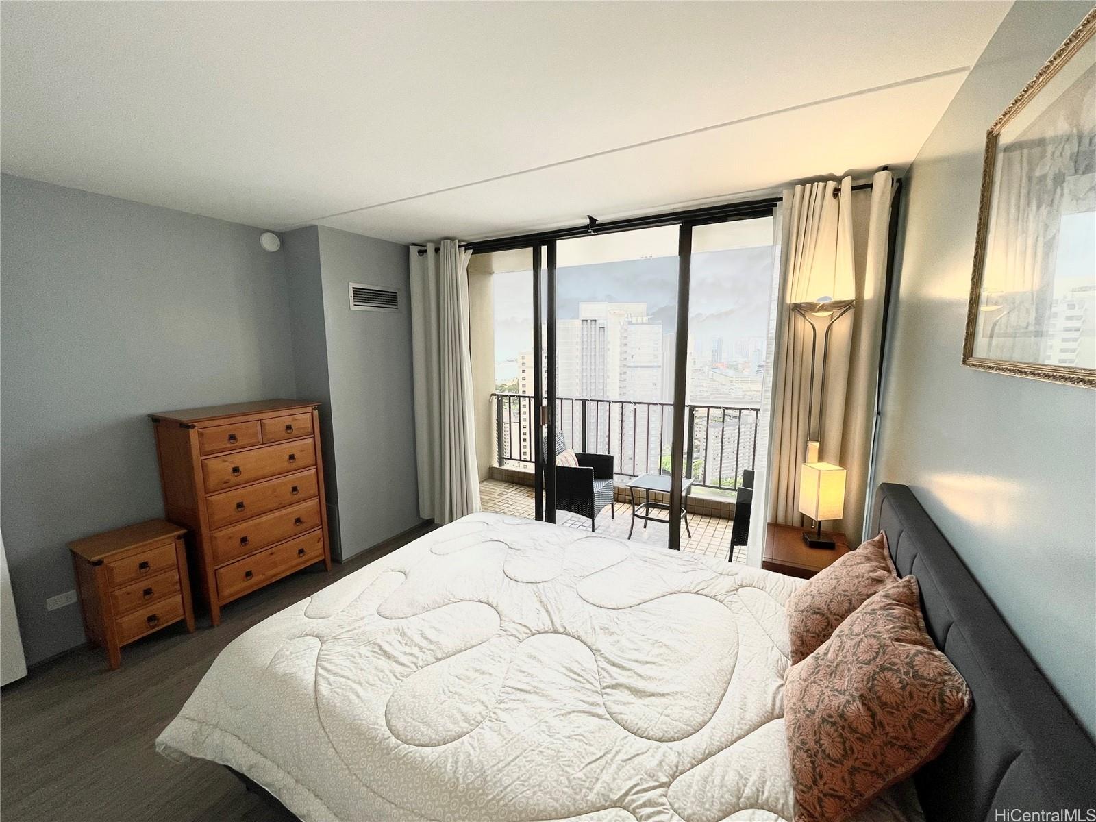 Chateau Waikiki condo # 3802, Honolulu, Hawaii - photo 7 of 25