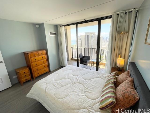 Chateau Waikiki condo # 3802, Honolulu, Hawaii - photo 7 of 25