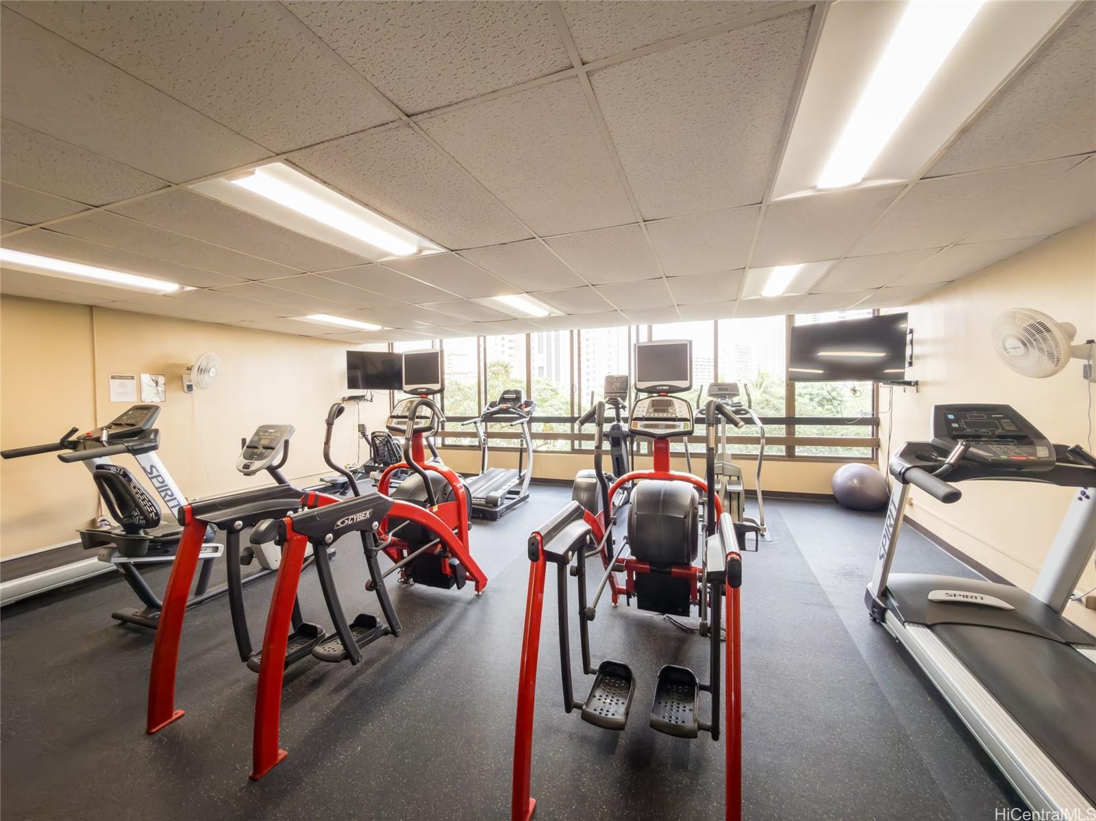 Chateau Waikiki condo # 3814, Honolulu, Hawaii - photo 19 of 25