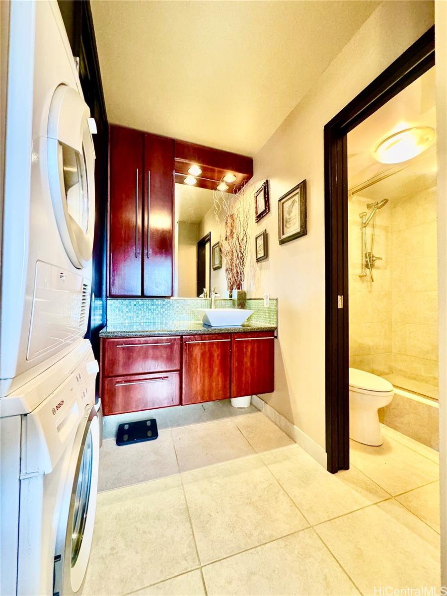 Chateau Waikiki condo # 3904, Honolulu, Hawaii - photo 11 of 24