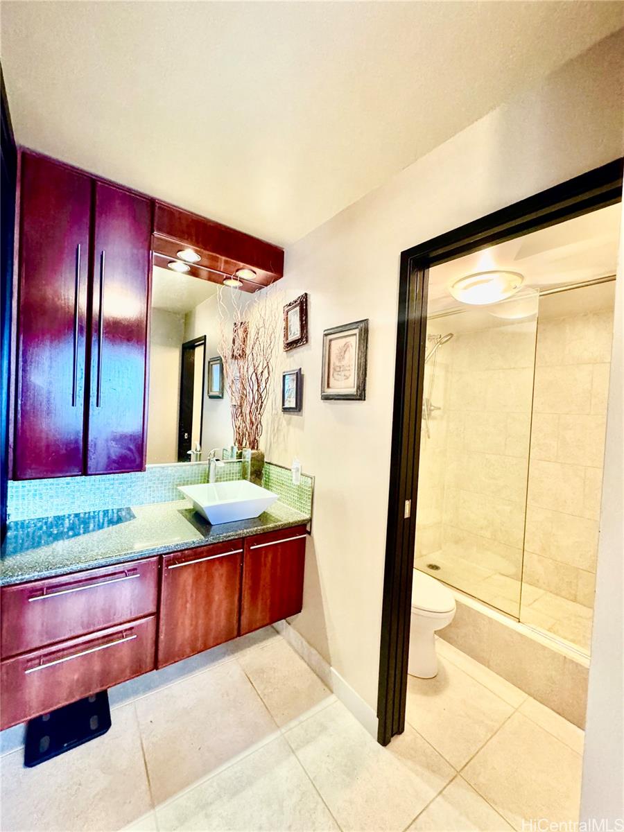 Chateau Waikiki condo # 3904, Honolulu, Hawaii - photo 12 of 24