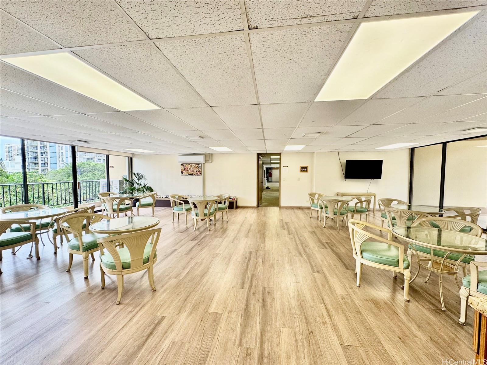 Chateau Waikiki condo # 3904, Honolulu, Hawaii - photo 17 of 24