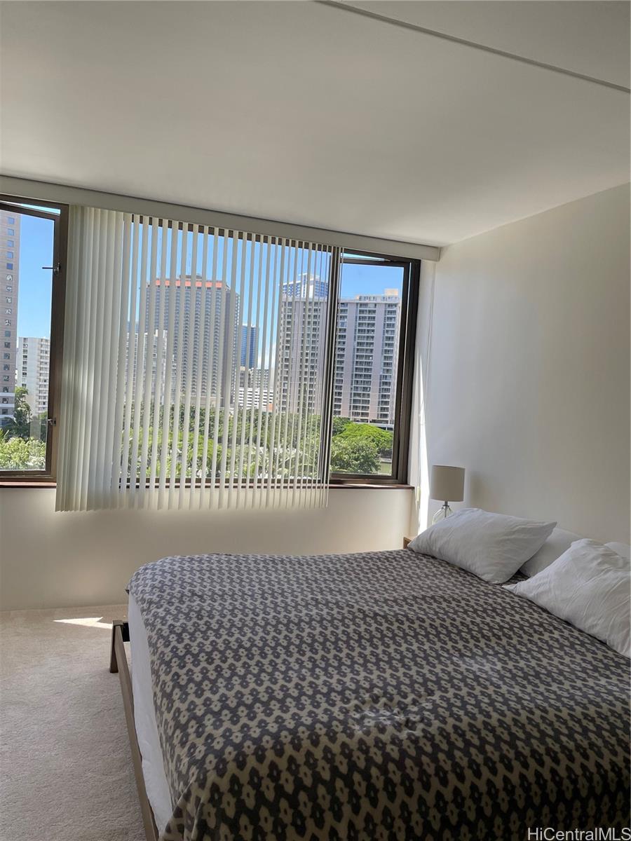 Chateau Waikiki condo # 810, Honolulu, Hawaii - photo 13 of 14