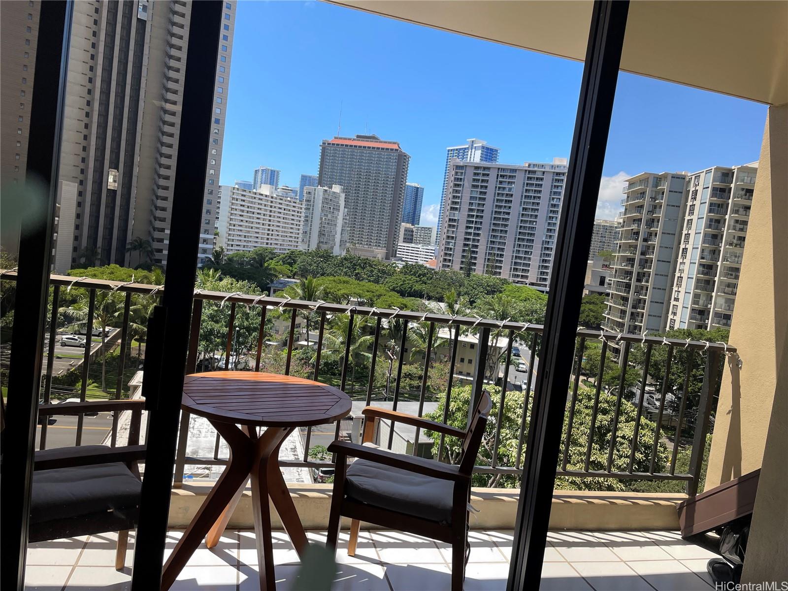 Chateau Waikiki condo # 810, Honolulu, Hawaii - photo 3 of 14