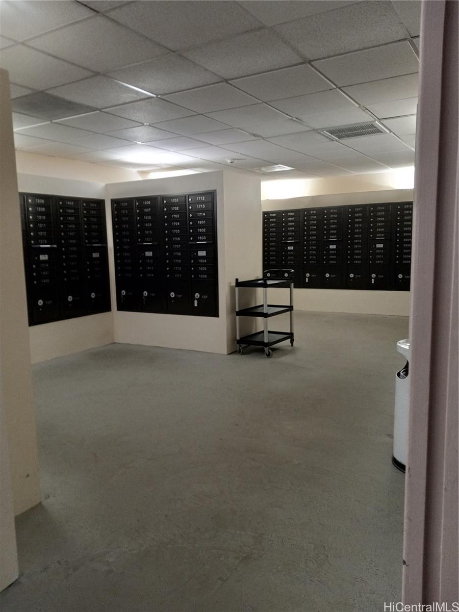 411 Hobron Lane Honolulu - Rental - photo 14 of 16