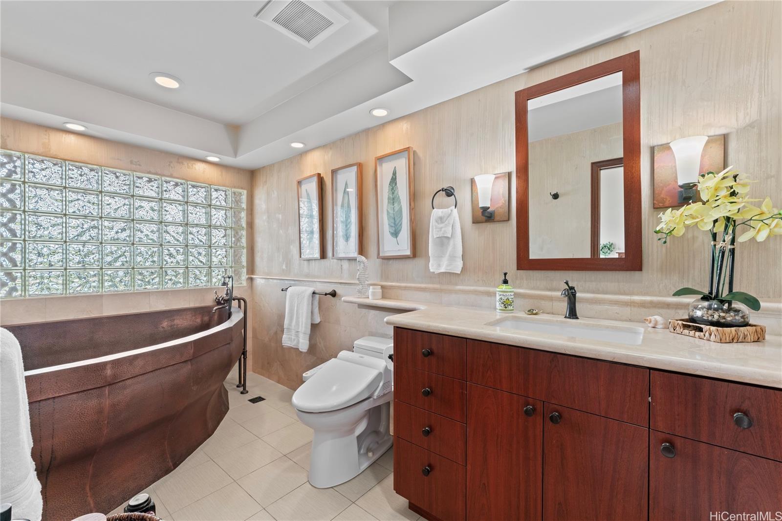 Bluestone condo # E, Kailua, Hawaii - photo 19 of 25