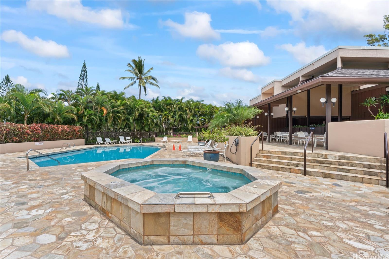 Bluestone condo # E, Kailua, Hawaii - photo 24 of 25