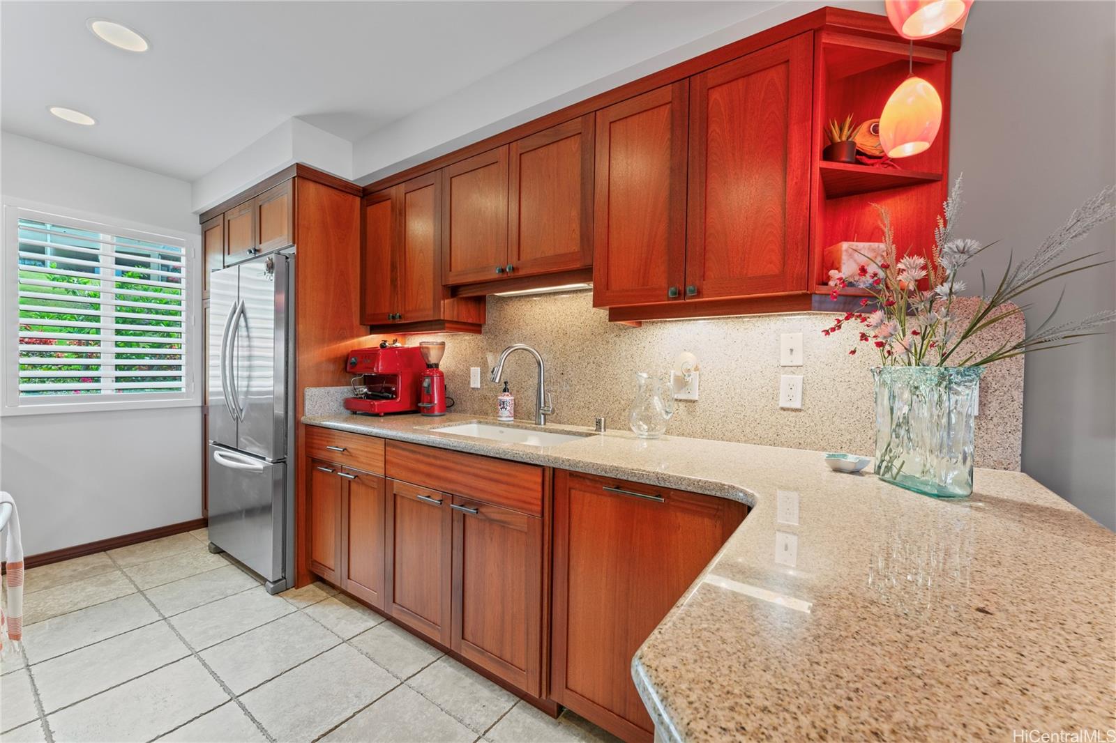 Bluestone condo # E, Kailua, Hawaii - photo 5 of 25