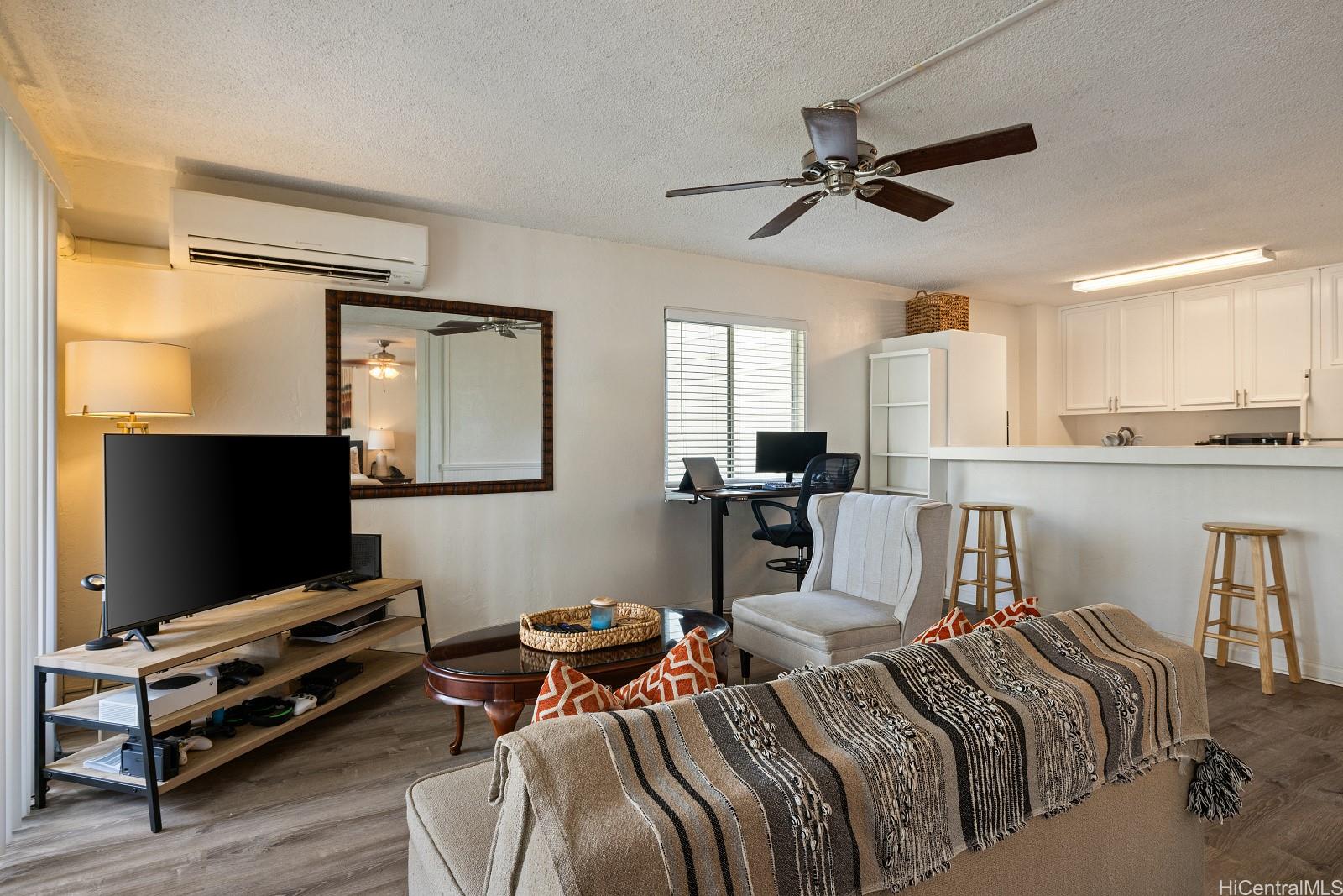 411 Kaiolu Inc condo # 302, Honolulu, Hawaii - photo 11 of 15