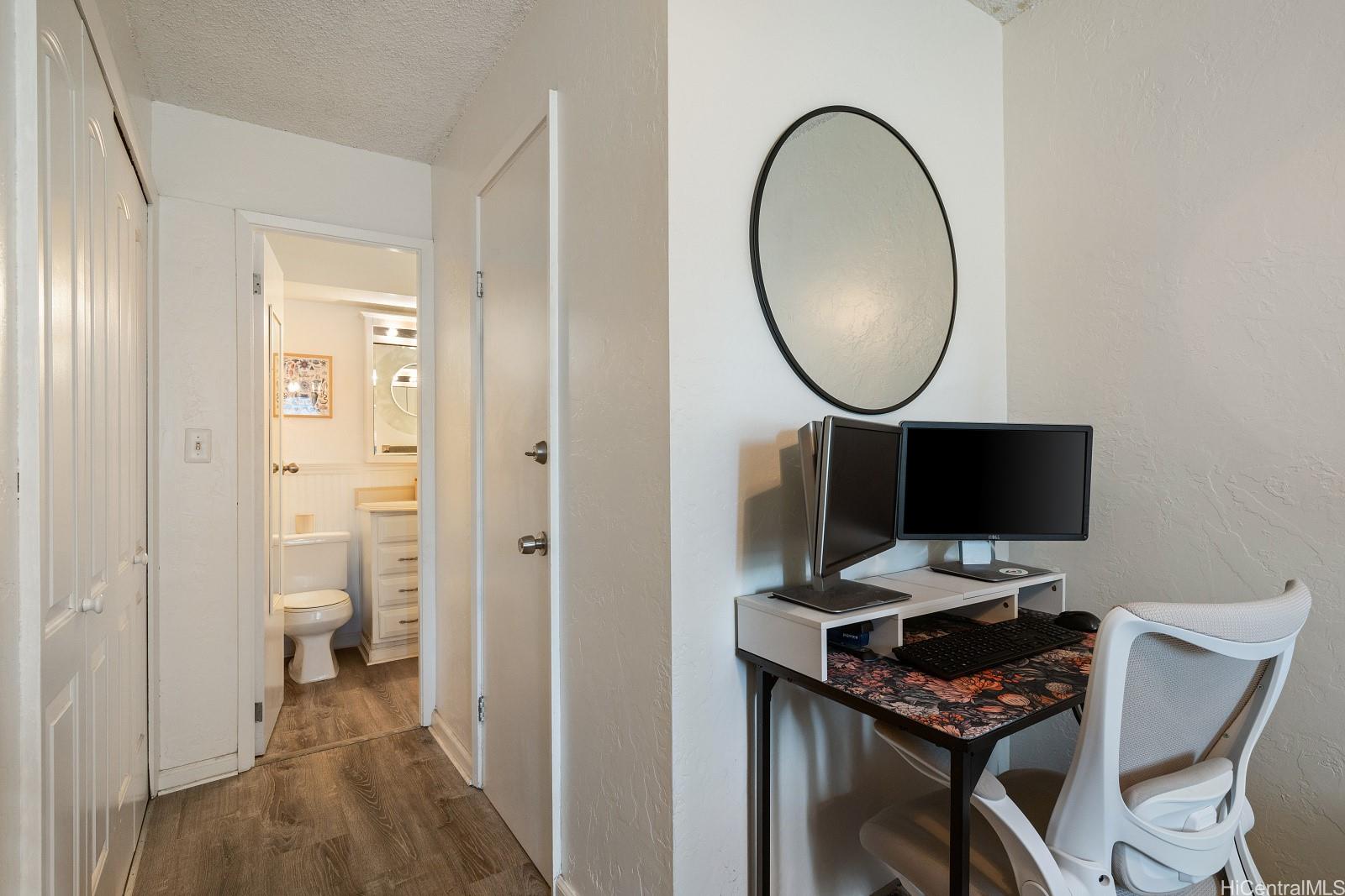 411 Kaiolu Inc condo # 302, Honolulu, Hawaii - photo 9 of 15