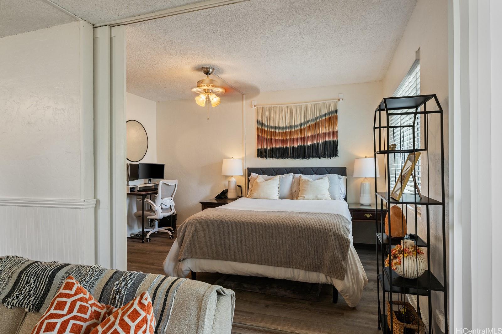 411 Kaiolu Inc condo # 302, Honolulu, Hawaii - photo 10 of 15