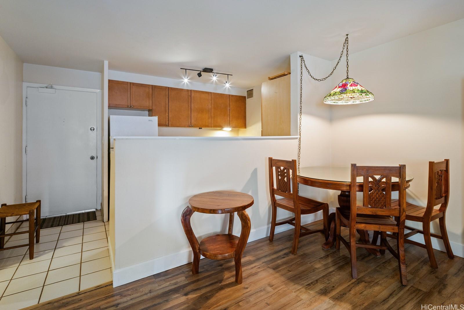 411 Kaiolu Inc condo # 504, Honolulu, Hawaii - photo 8 of 16