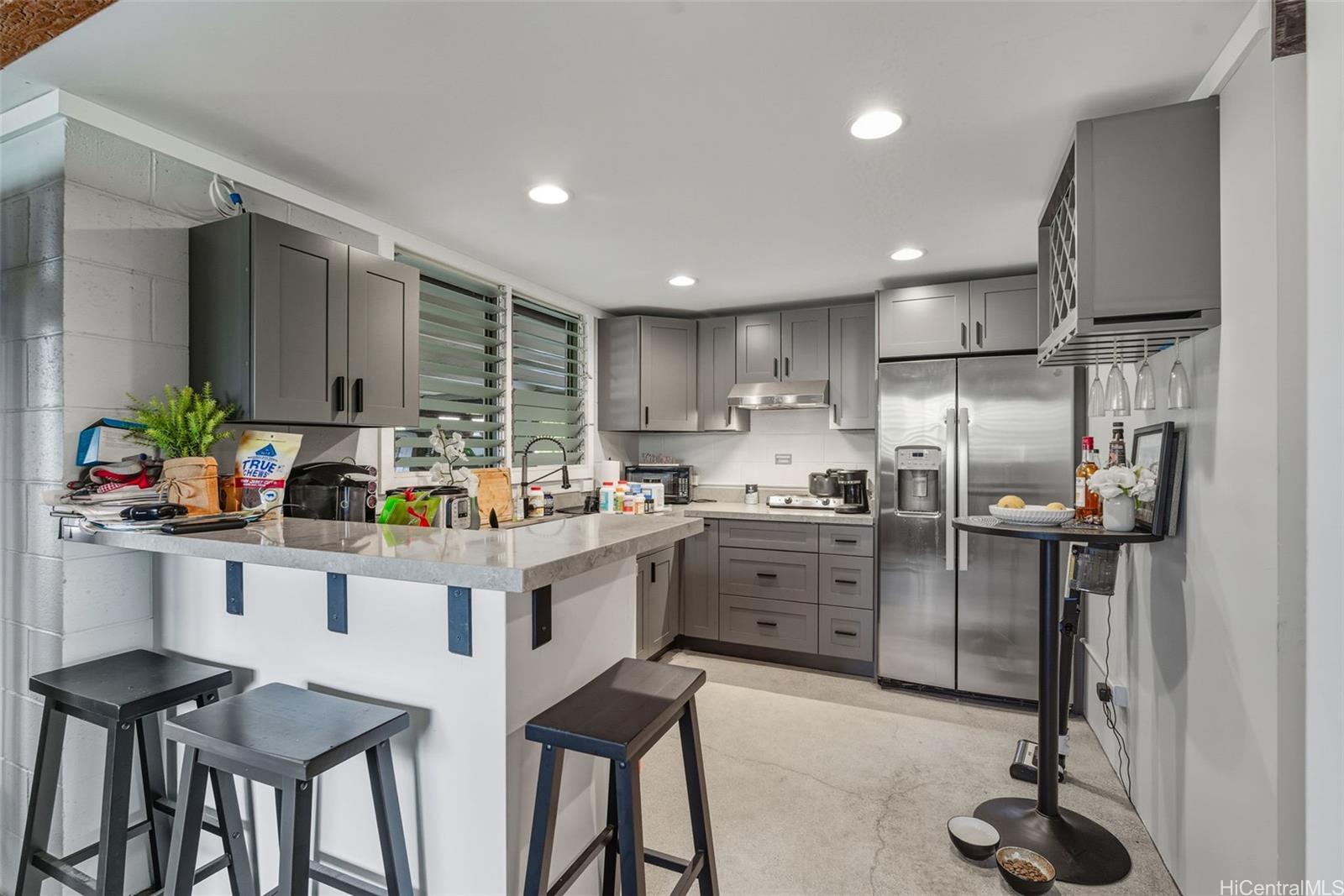 411  Kapahulu Ave Kapahulu, Diamond Head home - photo 18 of 25