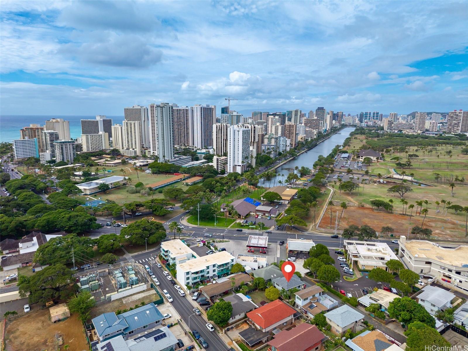 411  Kapahulu Ave Kapahulu, Diamond Head home - photo 3 of 25