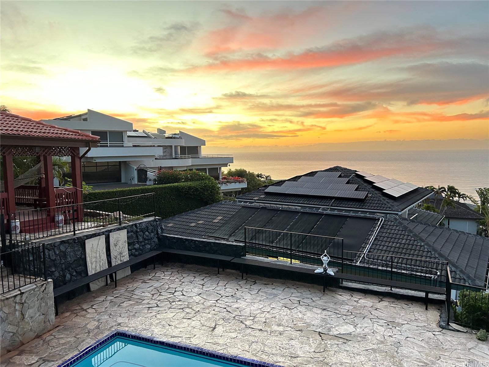 411 Maono Loop Honolulu - Rental - photo 4 of 13