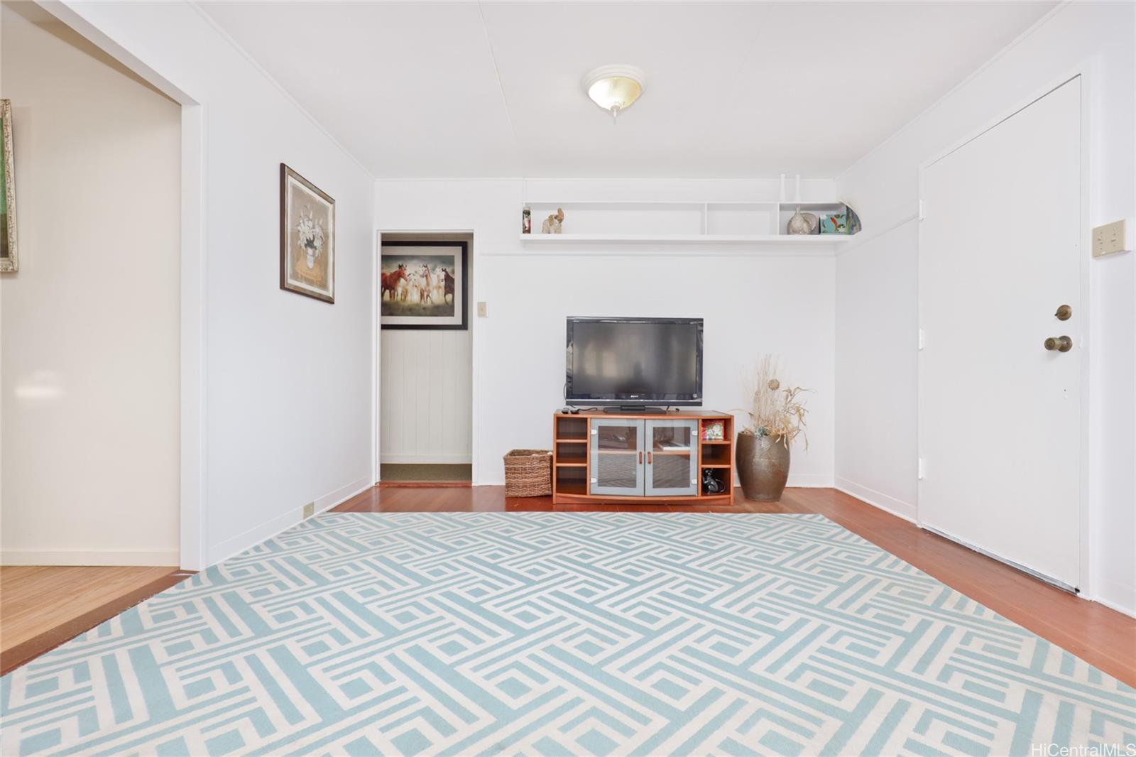 411 Olomana Street Kailua - Rental - photo 3 of 21