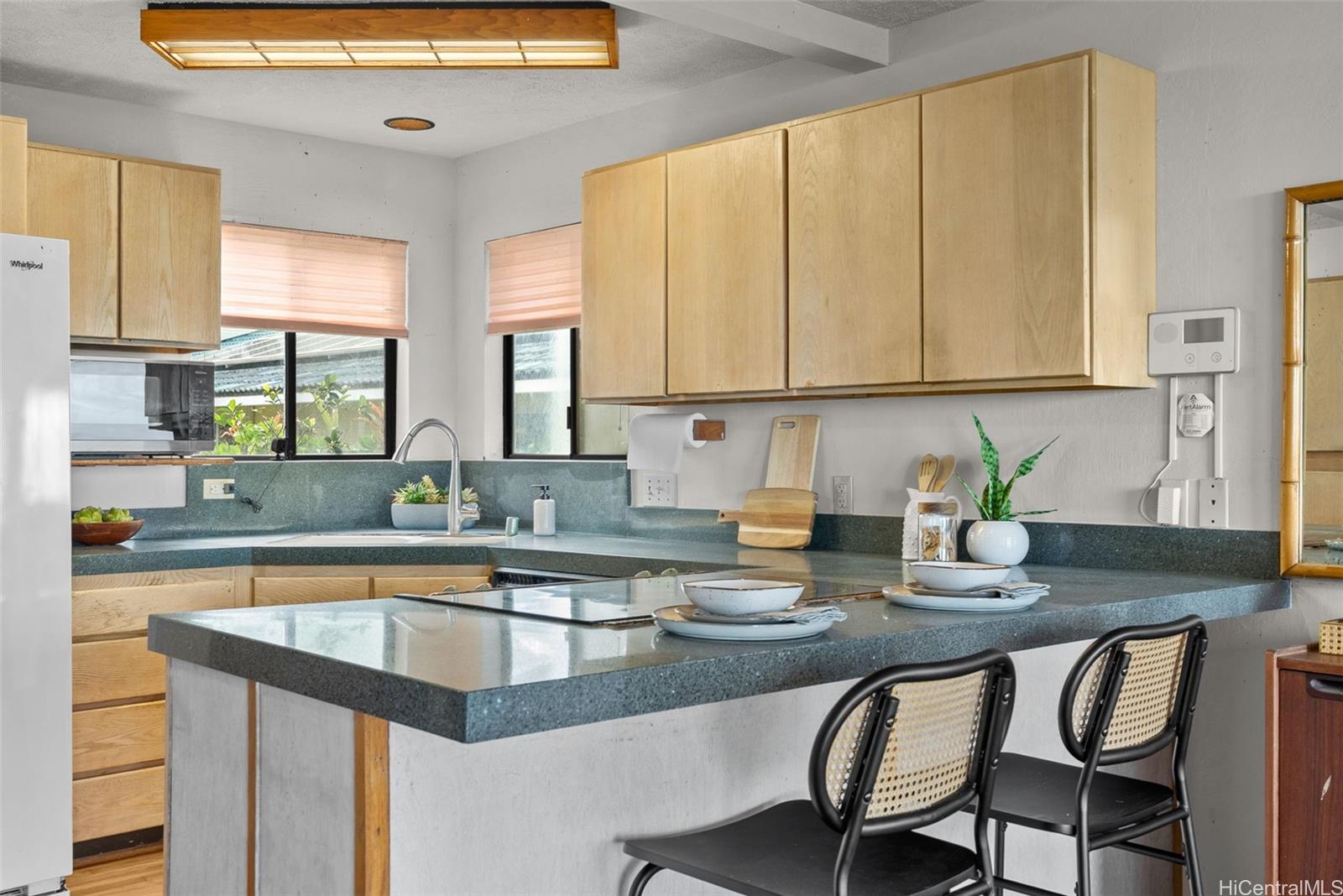 41-1009  Laumilo Street Waimanalo, Kailua home - photo 11 of 25