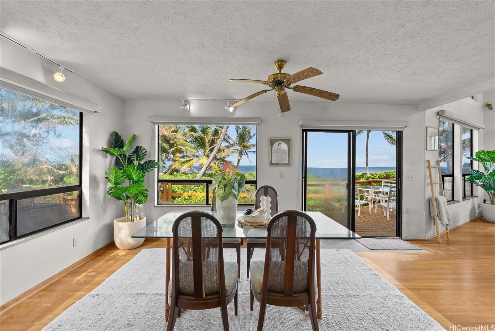 41-1009  Laumilo Street Waimanalo, Kailua home - photo 9 of 25