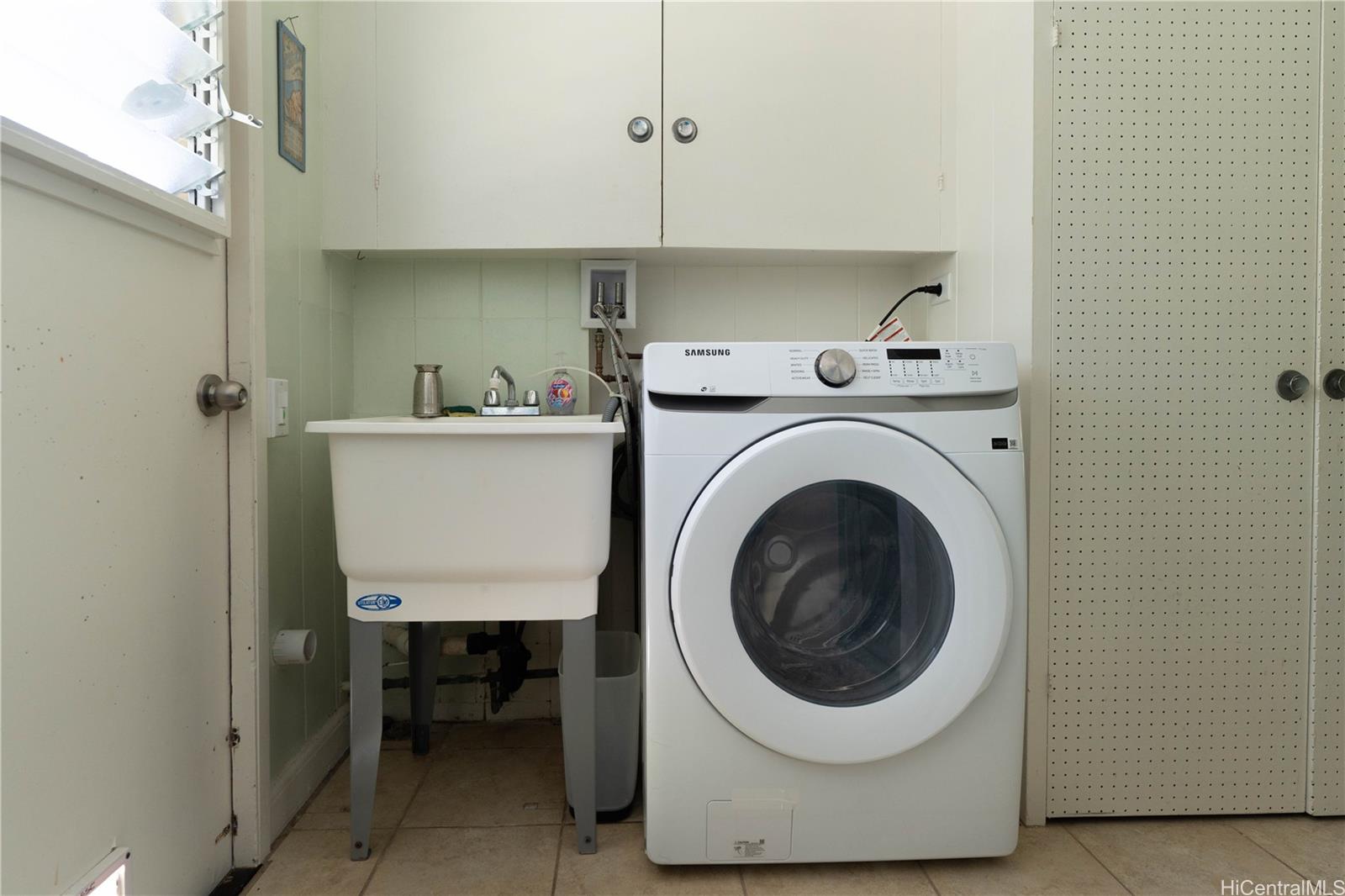 41-1025  Nenue Street Waimanalo, Kailua home - photo 16 of 25