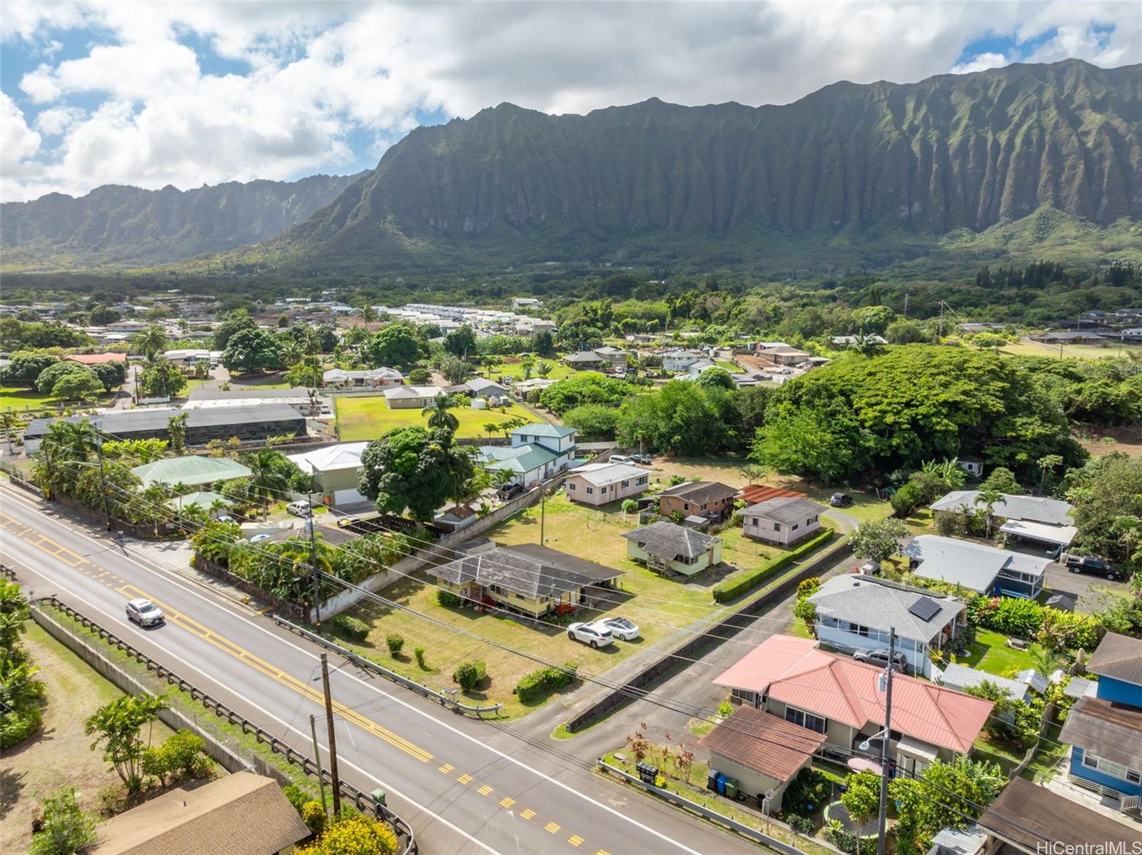 41-1702 Kalanianaole Hwy Waimanalo - Multi-family - photo 2 of 25