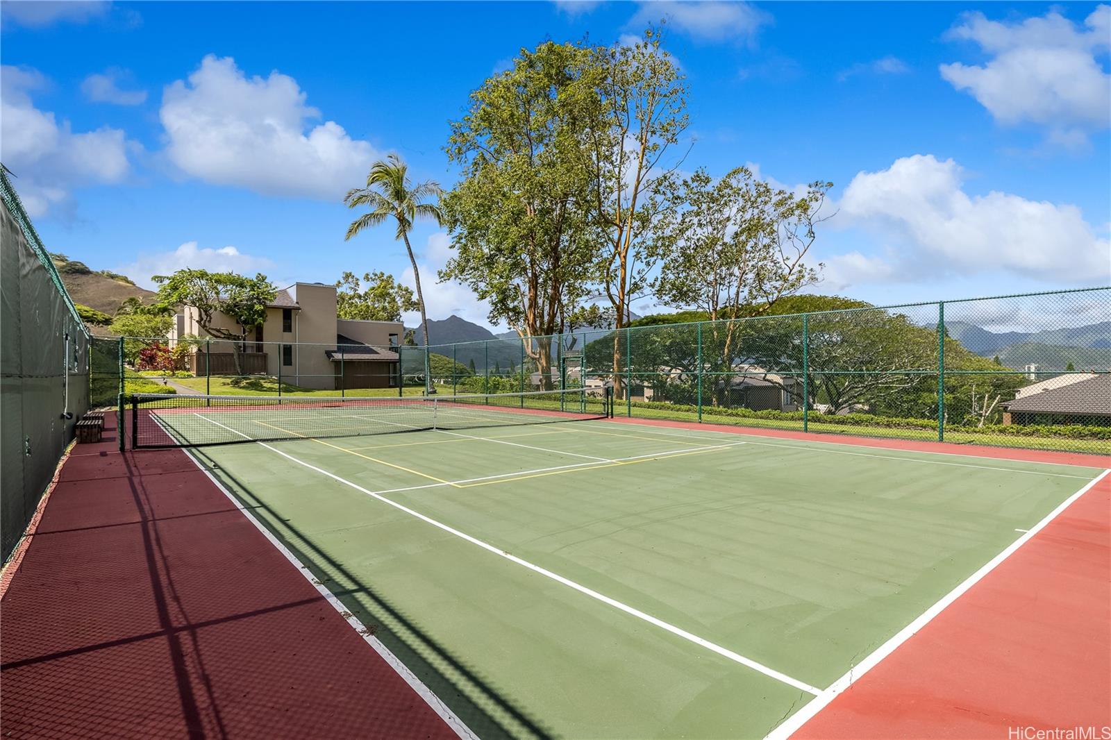 Bluestone condo # 1602, Kailua, Hawaii - photo 19 of 25