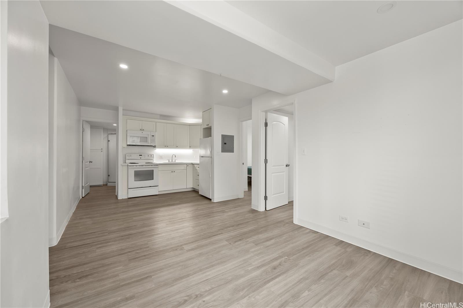 412 Launiu St Honolulu - Multi-family - photo 14 of 20