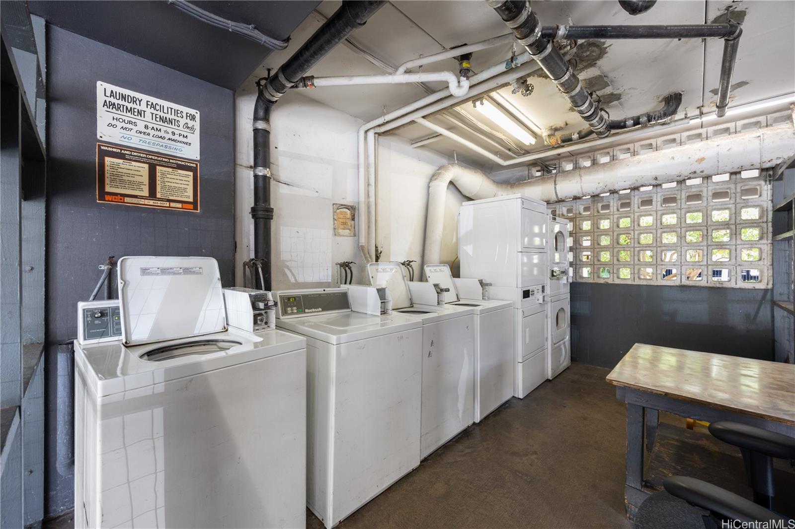 412 Launiu St Honolulu - Multi-family - photo 20 of 20